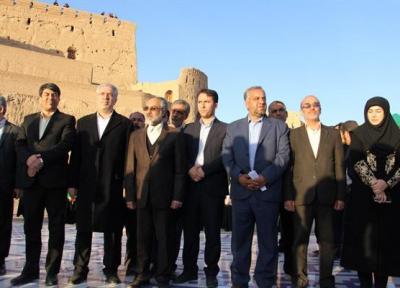 رئیس سازمان میراث فرهنگی کشور از نارین قلعه میبد بازدید کرد