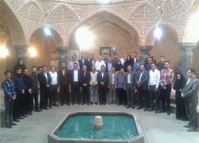 خبرنگاران آذربایجان غربی از بنای حمام شیخ سلماس بازدید کردند