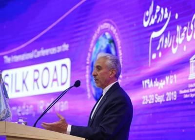 راه ابریشم بستر انتقال علم و فرهنگ است