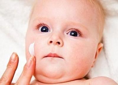 هرآنچه که باید راجع به خشکی پوست در نوزادان بدانیم
