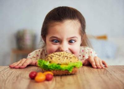 چرا کودک من همواره گرسنه است؟